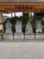 薬師寺八幡宮の像