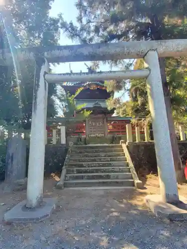 一瓶塚稲荷神社の鳥居