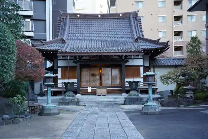 幸福寺の本殿・本堂