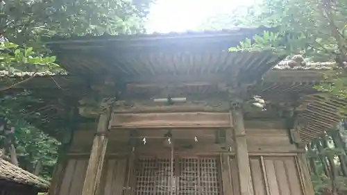 熊野神社の本殿・本堂
