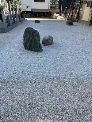 正行寺の{uncategorized: "未分類", other: "その他", undefined: "問題あり", building: "その他建物", grave: "お墓", sacred_gate: "鳥居", guardian: "狛犬", statue: "像", buddha: "仏像", history: "歴史", nature: "自然", garden: "庭園", animal: "動物", pagoda: "塔", temizu: "手水舎", mountain_gate: "山門・神門", sanctuary: "本殿・本堂", subordinate: "末社・摂社", art: "芸術", scenery: "景色", jizo: "地蔵", ema: "絵馬", goshuin: "御朱印", omikuji: "おみくじ", items: "授与品その他", amulet: "お守り", goshuincho: "御朱印帳", eats: "食事", festival: "お祭り", votive_dance: "神楽", shichigosan: "七五三参", wedding: "結婚式", experience: "体験その他", initially: "初詣", around: "周辺", anti_infection: "感染症対策"}