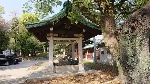 真清田神社の手水舎