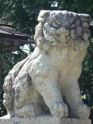 越中護国八幡宮の狛犬