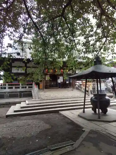 新井薬師（梅照院）の本殿・本堂