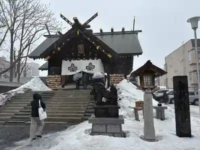 札幌諏訪神社の本殿・本堂