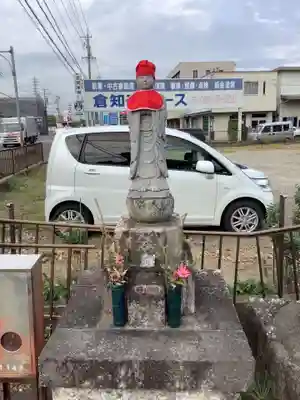 大日如来　他の地蔵