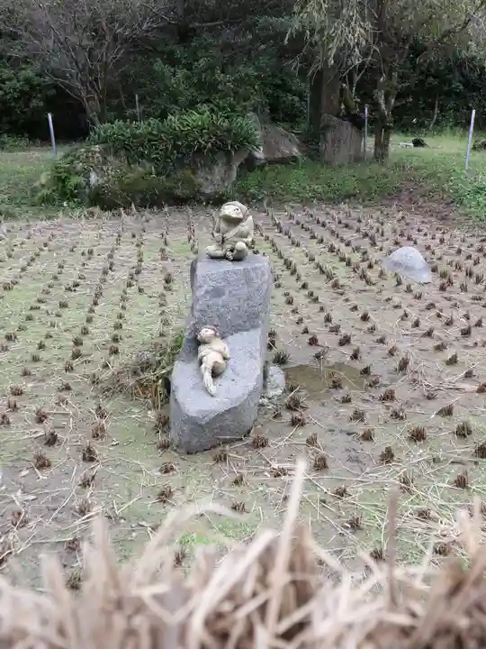 岐阜護國神社の狛犬