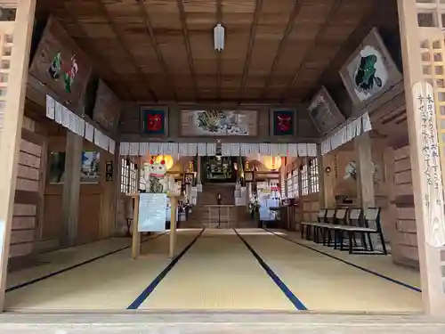 高倉神社の本殿・本堂