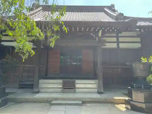 長円寺の{uncategorized: "未分類", other: "その他", undefined: "問題あり", building: "その他建物", grave: "お墓", sacred_gate: "鳥居", guardian: "狛犬", statue: "像", buddha: "仏像", history: "歴史", nature: "自然", garden: "庭園", animal: "動物", pagoda: "塔", temizu: "手水舎", mountain_gate: "山門・神門", sanctuary: "本殿・本堂", subordinate: "末社・摂社", art: "芸術", scenery: "景色", jizo: "地蔵", ema: "絵馬", goshuin: "御朱印", omikuji: "おみくじ", items: "授与品その他", amulet: "お守り", goshuincho: "御朱印帳", eats: "食事", festival: "お祭り", votive_dance: "神楽", shichigosan: "七五三参", wedding: "結婚式", experience: "体験その他", initially: "初詣", around: "周辺", anti_infection: "感染症対策"}