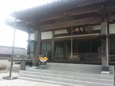 萬勝寺の本殿・本堂