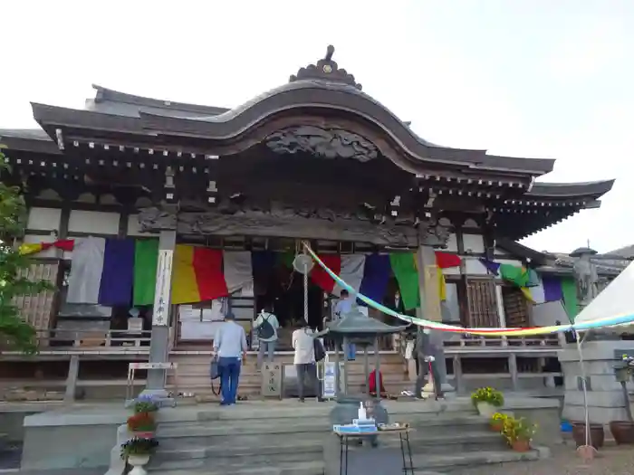 東漸寺の本殿