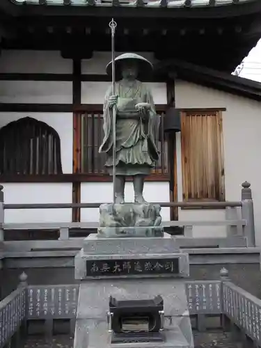 安福寺の像