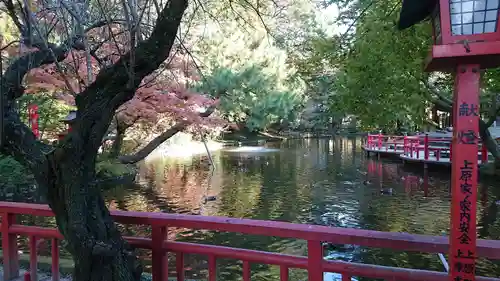 間々田八幡宮の庭園