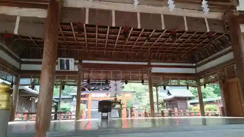 龍田大社の本殿・本堂