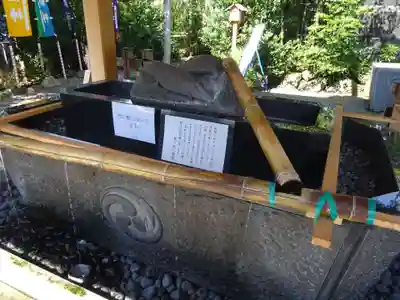 亀ケ池八幡宮の手水舎