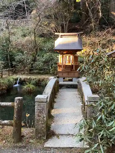 花園神社の末社