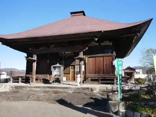 龍石寺の本殿