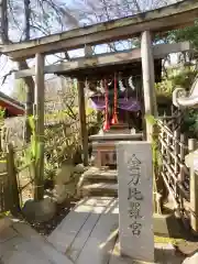 市谷亀岡八幡宮の末社