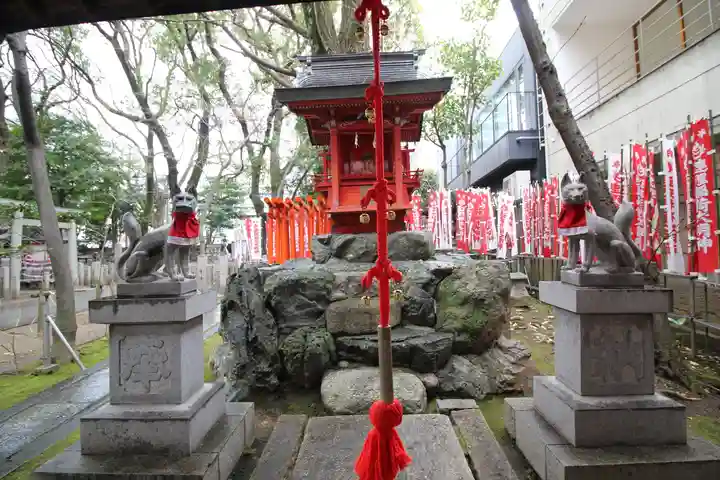 若宮八幡社の末社・摂社