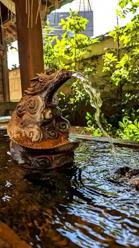 小野照崎神社の手水