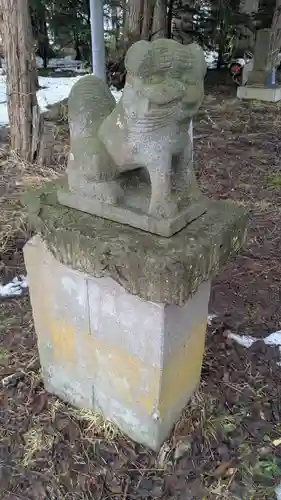 興国神社の狛犬