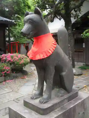 三囲神社の狛犬