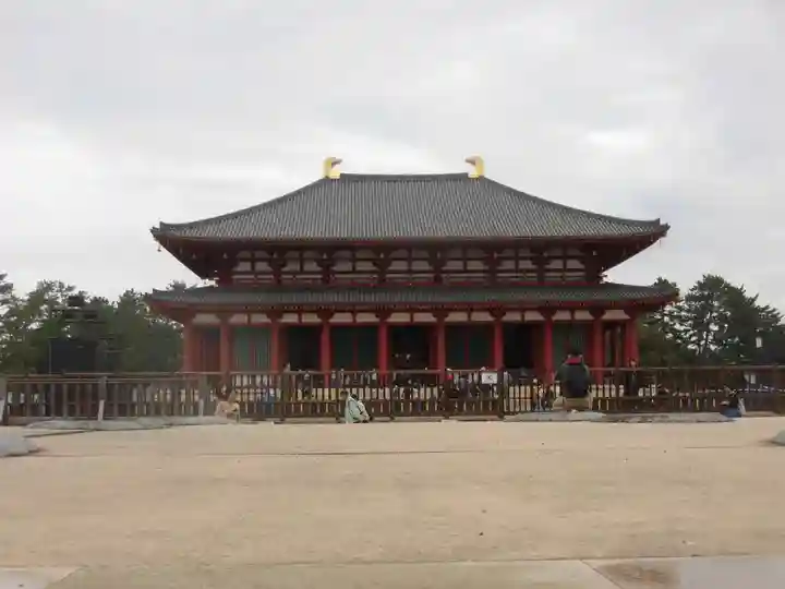 興福寺の本殿・本堂