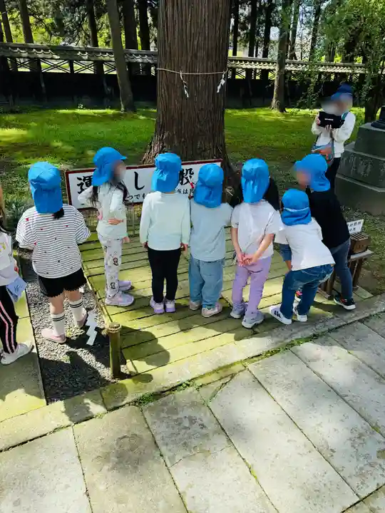 守りの神 藤基神社(新潟県)