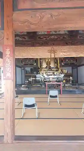 長建寺の本殿・本堂