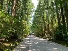 彌彦神社の建物その他