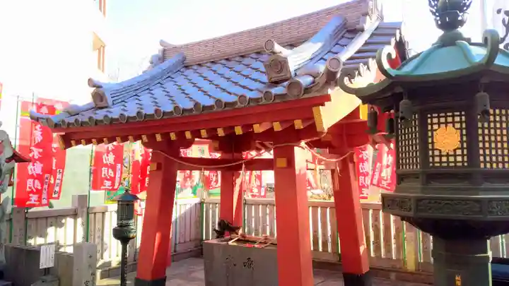 成田山 萬福院の手水舎