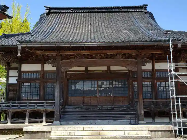 尊光寺の本殿・本堂