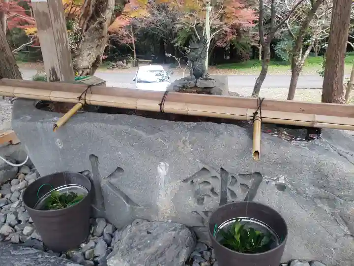 加佐登神社の手水舎