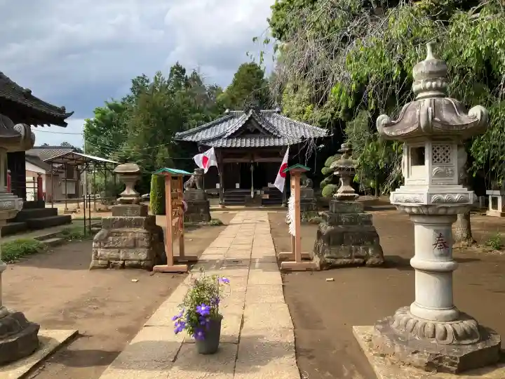 伏木香取神社の{uncategorized: "未分類", other: "その他", undefined: "問題あり", building: "その他建物", grave: "お墓", sacred_gate: "鳥居", guardian: "狛犬", statue: "像", buddha: "仏像", history: "歴史", nature: "自然", garden: "庭園", animal: "動物", pagoda: "塔", temizu: "手水舎", mountain_gate: "山門・神門", sanctuary: "本殿・本堂", subordinate: "末社・摂社", art: "芸術", scenery: "景色", jizo: "地蔵", ema: "絵馬", goshuin: "御朱印", omikuji: "おみくじ", items: "授与品その他", amulet: "お守り", goshuincho: "御朱印帳", eats: "食事", festival: "お祭り", votive_dance: "神楽", shichigosan: "七五三参", wedding: "結婚式", experience: "体験その他", initially: "初詣", around: "周辺", anti_infection: "感染症対策"}