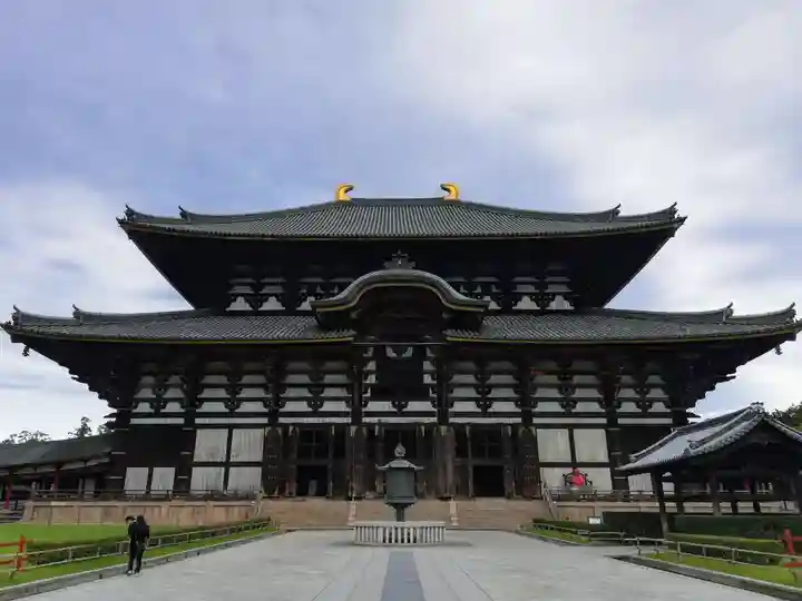 東大寺の本殿・本堂