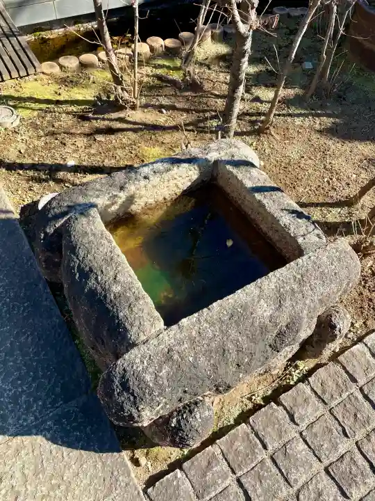 本納寺の{uncategorized: "未分類", other: "その他", undefined: "問題あり", building: "その他建物", grave: "お墓", sacred_gate: "鳥居", guardian: "狛犬", statue: "像", buddha: "仏像", history: "歴史", nature: "自然", garden: "庭園", animal: "動物", pagoda: "塔", temizu: "手水舎", mountain_gate: "山門・神門", sanctuary: "本殿・本堂", subordinate: "末社・摂社", art: "芸術", scenery: "景色", jizo: "地蔵", ema: "絵馬", goshuin: "御朱印", omikuji: "おみくじ", items: "授与品その他", amulet: "お守り", goshuincho: "御朱印帳", eats: "食事", festival: "お祭り", votive_dance: "神楽", shichigosan: "七五三参", wedding: "結婚式", experience: "体験その他", initially: "初詣", around: "周辺", anti_infection: "感染症対策"}