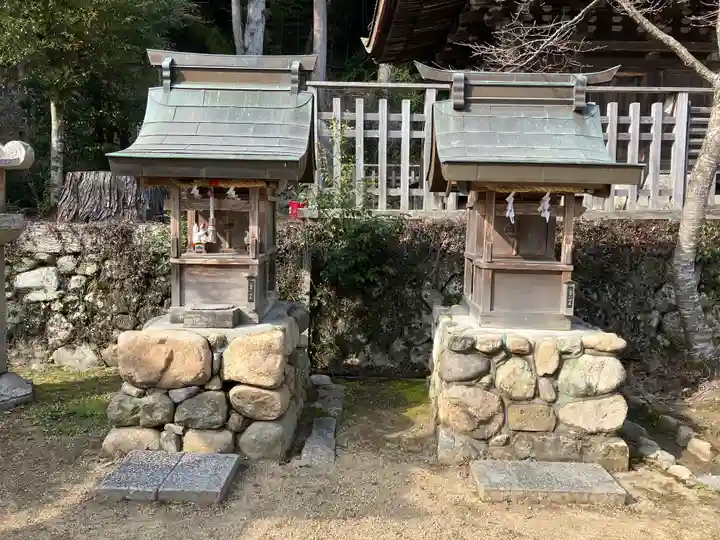 六條八幡宮の末社・摂社