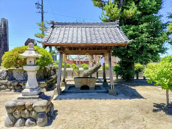 神明社(寛延)の手水舎