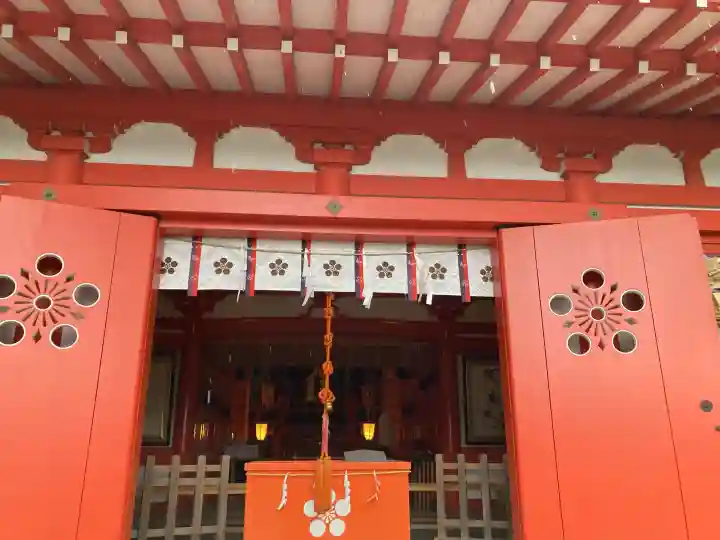 荏柄天神社の{uncategorized: "未分類", other: "その他", undefined: "問題あり", building: "その他建物", grave: "お墓", sacred_gate: "鳥居", guardian: "狛犬", statue: "像", buddha: "仏像", history: "歴史", nature: "自然", garden: "庭園", animal: "動物", pagoda: "塔", temizu: "手水舎", mountain_gate: "山門・神門", sanctuary: "本殿・本堂", subordinate: "末社・摂社", art: "芸術", scenery: "景色", jizo: "地蔵", ema: "絵馬", goshuin: "御朱印", omikuji: "おみくじ", items: "授与品その他", amulet: "お守り", goshuincho: "御朱印帳", eats: "食事", festival: "お祭り", votive_dance: "神楽", shichigosan: "七五三参", wedding: "結婚式", experience: "体験その他", initially: "初詣", around: "周辺", anti_infection: "感染症対策"}