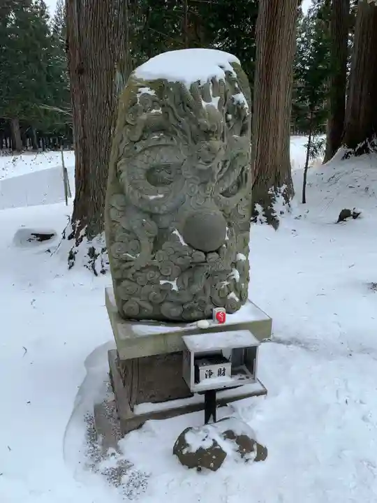 岩手山神社の狛犬
