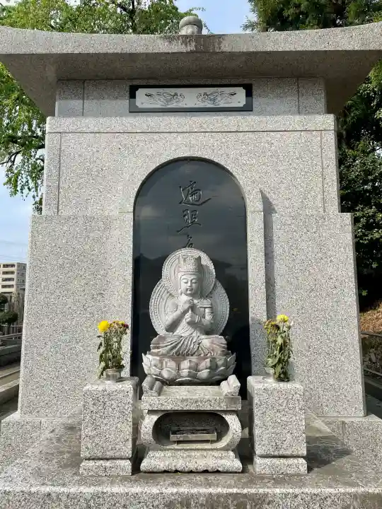 大正寺の{uncategorized: "未分類", other: "その他", undefined: "問題あり", building: "その他建物", grave: "お墓", sacred_gate: "鳥居", guardian: "狛犬", statue: "像", buddha: "仏像", history: "歴史", nature: "自然", garden: "庭園", animal: "動物", pagoda: "塔", temizu: "手水舎", mountain_gate: "山門・神門", sanctuary: "本殿・本堂", subordinate: "末社・摂社", art: "芸術", scenery: "景色", jizo: "地蔵", ema: "絵馬", goshuin: "御朱印", omikuji: "おみくじ", items: "授与品その他", amulet: "お守り", goshuincho: "御朱印帳", eats: "食事", festival: "お祭り", votive_dance: "神楽", shichigosan: "七五三参", wedding: "結婚式", experience: "体験その他", initially: "初詣", around: "周辺", anti_infection: "感染症対策"}