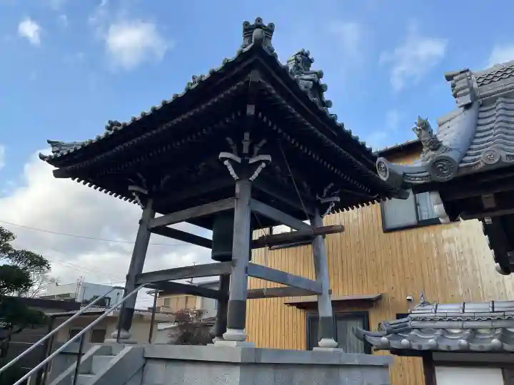 真福寺の{uncategorized: "未分類", other: "その他", undefined: "問題あり", building: "その他建物", grave: "お墓", sacred_gate: "鳥居", guardian: "狛犬", statue: "像", buddha: "仏像", history: "歴史", nature: "自然", garden: "庭園", animal: "動物", pagoda: "塔", temizu: "手水舎", mountain_gate: "山門・神門", sanctuary: "本殿・本堂", subordinate: "末社・摂社", art: "芸術", scenery: "景色", jizo: "地蔵", ema: "絵馬", goshuin: "御朱印", omikuji: "おみくじ", items: "授与品その他", amulet: "お守り", goshuincho: "御朱印帳", eats: "食事", festival: "お祭り", votive_dance: "神楽", shichigosan: "七五三参", wedding: "結婚式", experience: "体験その他", initially: "初詣", around: "周辺", anti_infection: "感染症対策"}