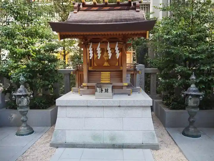 福徳神社(芽吹稲荷)の末社・摂社