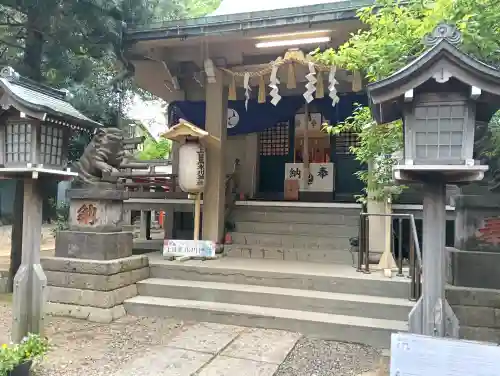 上目黒氷川神社の{uncategorized: "未分類", other: "その他", undefined: "問題あり", building: "その他建物", grave: "お墓", sacred_gate: "鳥居", guardian: "狛犬", statue: "像", buddha: "仏像", history: "歴史", nature: "自然", garden: "庭園", animal: "動物", pagoda: "塔", temizu: "手水舎", mountain_gate: "山門・神門", sanctuary: "本殿・本堂", subordinate: "末社・摂社", art: "芸術", scenery: "景色", jizo: "地蔵", ema: "絵馬", goshuin: "御朱印", omikuji: "おみくじ", items: "授与品その他", amulet: "お守り", goshuincho: "御朱印帳", eats: "食事", festival: "お祭り", votive_dance: "神楽", shichigosan: "七五三参", wedding: "結婚式", experience: "体験その他", initially: "初詣", around: "周辺", anti_infection: "感染症対策"}