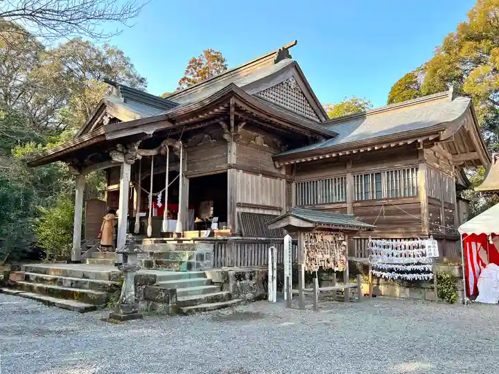 東霧島神社の本殿・本堂