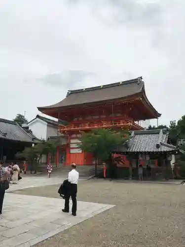 八坂神社(祇園さん)の山門・神門