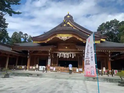 亀ケ池八幡宮の本殿・本堂