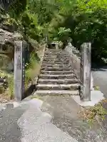 小浜神社の{uncategorized: "未分類", other: "その他", undefined: "問題あり", building: "その他建物", grave: "お墓", sacred_gate: "鳥居", guardian: "狛犬", statue: "像", buddha: "仏像", history: "歴史", nature: "自然", garden: "庭園", animal: "動物", pagoda: "塔", temizu: "手水舎", mountain_gate: "山門・神門", sanctuary: "本殿・本堂", subordinate: "末社・摂社", art: "芸術", scenery: "景色", jizo: "地蔵", ema: "絵馬", goshuin: "御朱印", omikuji: "おみくじ", items: "授与品その他", amulet: "お守り", goshuincho: "御朱印帳", eats: "食事", festival: "お祭り", votive_dance: "神楽", shichigosan: "七五三参", wedding: "結婚式", experience: "体験その他", initially: "初詣", around: "周辺", anti_infection: "感染症対策"}