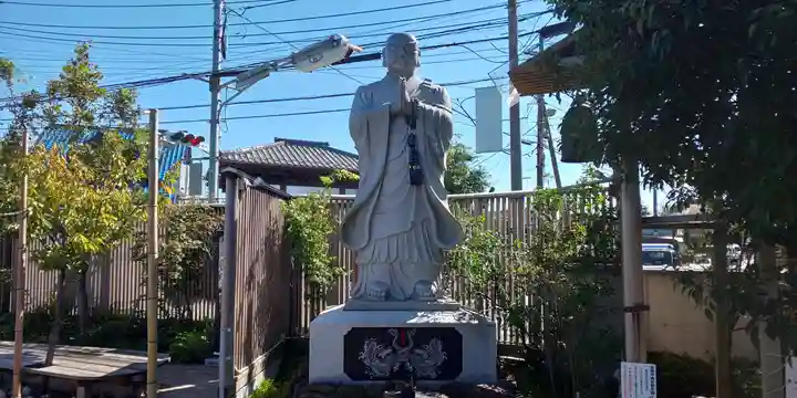 光胤山 大野本光寺の像