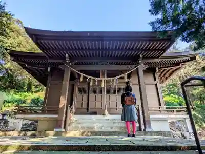 白山神社の本殿・本堂